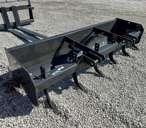 Cuchilla/Raspador IRONCRAFT 3207 de 2025 - Accesorio para Tractor de 7 Pies de Alta Resistencia para Nivelación de Terrenos y Mantenimiento de Caminos de Entrada - Product Image 1