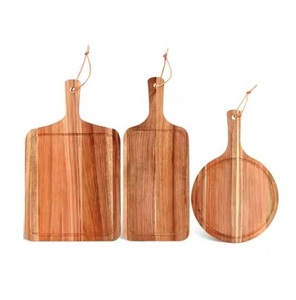 La mejor tabla de cortar de madera natural hecha a mano al por mayor en tamaños personalizados para picar y servir desechable reciclable - Product Image 1