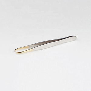 Ensemble de pinces à épiler de beauté personnalisées de haute qualité du Pakistan Pince à cils à pointe pointue avec logo dans l'emballage du sac - Product Image 5