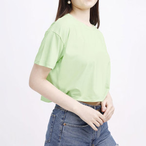 เสื้อยืดครอปสำหรับผู้หญิงเสื้อครอปทันสมัยออกแบบโลโก้ได้ตามต้องการสำหรับฤดูร้อน - Product Image 4