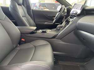 Toyota Nightshade Edition 2024 Usado, Tracción Total, Volante a la Izquierda, Interior Oscuro, Asientos de Cuero, Control de Clima Adaptativo, Neumáticos R19 - Product Image 4