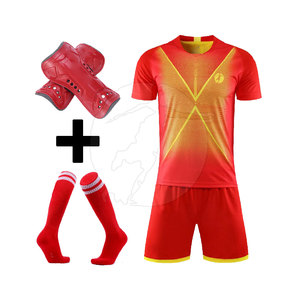 Uniforme de Fútbol Personalizado de Manga Corta, Diferentes Estilos, Alta Calidad, 100% Poliéster, Logotipo Personalizado, Unisex para Adultos, Tela de 160g de Secado Rápido, Servicio OEM - Product Image 1