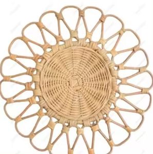 Sous-verres ronds en rotin tissés à la main avec support napperons tissés à la chaleur isolés par poterie Sous-verres en rotin respectueux de l'environnement - Product Image 1