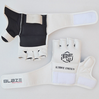 Gants de grappling MMA protégés contre le pouce pour l'entraînement au combat UFC Glove 4oz