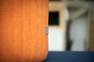 Couverture en tissu de cadre de contreplaqué de pin ottoman Verti personnalisable densité de mousse confortable moderne faite au Vietnam utilisation de bureau à domicile - Product Image 2