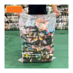 Ballots de chaussures d'occasion pour adultes, triés de qualité A, pour hommes et femmes, destinés aux friperies, boutiques de charité et banques de vêtements - Product Image 3