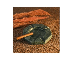 Cendrier en pierre verte de forme hexagonale Porte-cigare Accessoires pour fumeurs maison et bureau à prix réduit - Product Image 1
