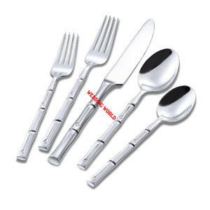 Couverts de luxe en métal finition argentée, faits à la main, design exclusif, best-seller - Product Image 1