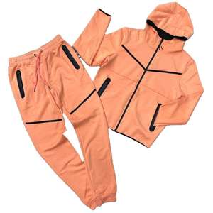 Ensembles de jogging avec logo personnalisé pour hommes, survêtements de sport pour hommes, vêtements d'entraînement, survêtement de gym personnalisé et confortable pour hommes - Product Image 5