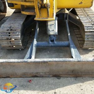 รถขุดโคมัตสึ PC56 ปี 2015 ประสิทธิภาพสูง มือสอง ใช้งานมาแล้ว 2200 ชั่วโมง ความจุบุ้งกี๋ 0.3 ลูกบาศก์เมตร ราคาดี พร้อมชุดแผงหน้าปัดและโครงหน้าปัด - Product Image 2