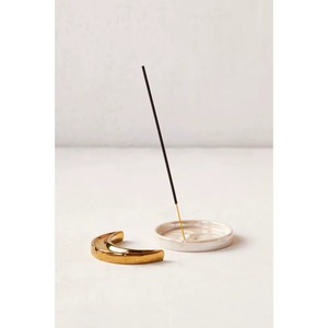 Plaque élégante pour brûleur d'encens floral, idéale pour la méditation, le yoga et les espaces de pleine conscience, fabriquée à la main en Inde - Product Image 5