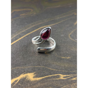 Adjustable 4.0 Grams Natural <b>Garnet</b> <b>Ring</b> Oval Cut Fine Jewelry Gemstone Rhodium Plated for Everyday Wear - Product Image 1