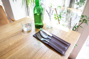 Soporte de cubiertos de cuero clásico para mesa de restaurante, organizador de utensilios reutilizable, rollo para comedor de Hotel, LYR-0017 - Product Image 6