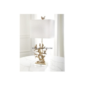 Peacock Designer Décoration de table Maison et mariage Lampadaire élégant Design merveilleux Lampes de chambre classiques faites à la main - Product Image 2