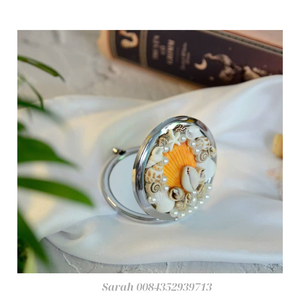 ESPEJO ÚNICO DE VIETNAM HECHO A MANO: ESPEJO DE MANO SEASHELL, ESPEJO DE MAQUILLAJE DE VANITY PORTÁTIL DE SEASHELL NATURAL. - Product Image 1