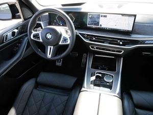 Oferta original usado 2025 2017 X5 M60i xDrive AWD usado - Product Image 3