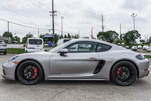 Venta Rápida 2024 para 718 Cayman GTS 4.0 Turbo, Transmisión Manual de 6 Velocidades, 394 hp, Motor Flat-6, Asientos de Cuero, Interior Claro, Volante a la Izquierda - Product Image 3