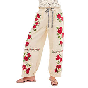 Pantalones Deportivos Bordados para Mujer, Diseño con Costuras Detalladas y Corte Holgado, Oferta en Línea - Product Image 1