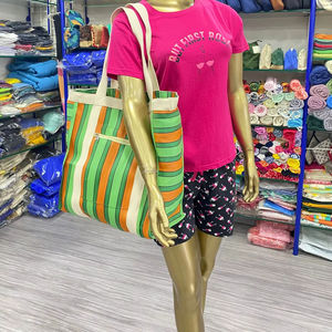 Sac à provisions en nylon réutilisable écologique avec fermeture à glissière RPET Sacs de plage en plastique recyclé tissé à la main fabriqués en Inde - Product Image 1