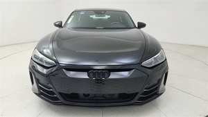 Audi RS e-tron GT quattro 2024 Seminuevo en Excelentes Condiciones - Product Image 2