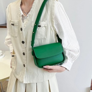 Sac à main élégant en cuir PU/sac à bandoulière de soirée avec conception de bandoulière imprimée à boucle cadeau surprenant pour les filles et les femmes - Product Image 4