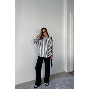 เสื้อเชิ้ตผ้าลินินลายทางสำหรับผู้หญิงสีดำ-เสื้อเบลาส์ที่ดูหรูหราและมีสไตล์ - Product Image 2