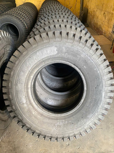 Neumático Diagonal para Camión Ligero KUMATIRE K702 de Vietnam, 5.00-12 a 8.25-16, Tipo Tubular, para Uso con Carga Pesada - Product Image 3