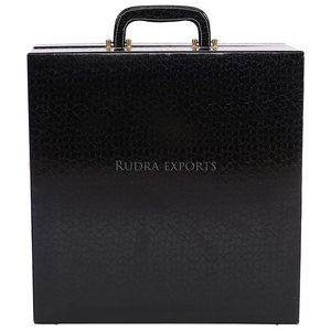 High Quality Black Premium Bar Set with Whiskey Glasses | Portable Leatherette Bar Set - Product Image 3