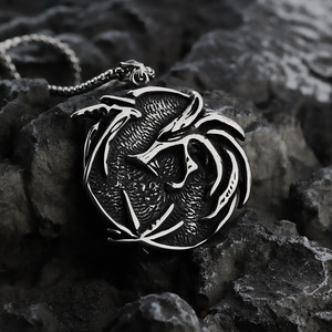 Collar Retro Hip-Hop Witcher para Hombre de yunnique, Colgante de Acero Inoxidable con Forma de Animal, para Regalo, Cadena para Suéter - Product Image 3