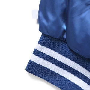 Chaqueta universitaria de satén personalizada unisex, OEM bombardero, estilo béisbol, ropa de calle, chaqueta exterior para hombres y mujeres, ajuste de alta calidad - Product Image 3