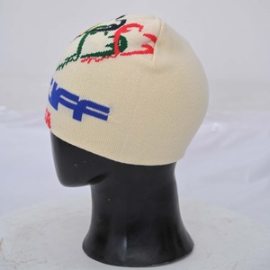 Gorro ligero de lana para otoño e invierno, diseño de corazón, gorros de punto cálidos, diseño versátil con protección para los oídos - Product Image 6