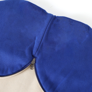 Sweat à capuche préparatoire neutre d'hiver Oakwood 100% coton biologique polaire Pull en chenille Sceau universitaire Bleu royal Accents dorés - Product Image 3