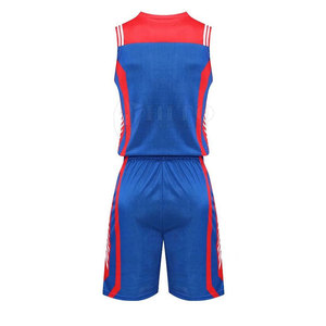 Ensemble d'uniformes de basket-ball personnalisés pour hommes avec tissu respirant et logo de l'équipe Ensemble maillot et short de basket-ball léger - Product Image 2