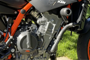 COMO NUEVO - LISTO PARA CONDUCIR - K T M 890 DUKE R 2022 - Product Image 5