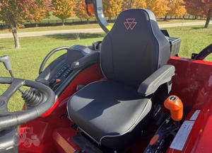 NUEVO Massey 1M.35 Hydro Deluxe de 37HP con Cargador - Product Image 6