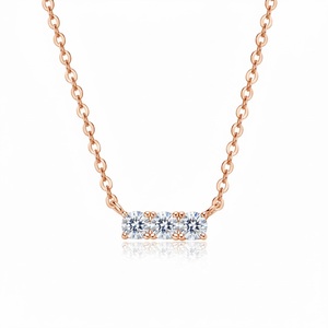 Collar de Barra de Moissanita de 3mm, Plata de Ley 925, Tres Piedras de Corte Brillante, Colgante Multicolor, Cadena Delicada para Mujer - Product Image 2