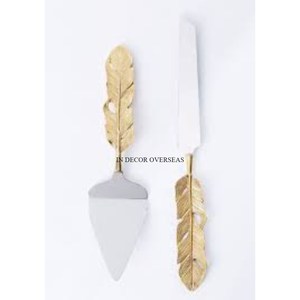 Black Color Powder Coated Finest Quality Metal Floral Designer Handle For Hammered Texture Silver Shiny Polished Cake Server - Product Image 6