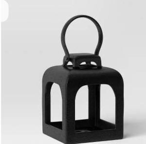 Nouveauté Bougeoir lanterne fait main en fonte d'aluminium couleur noire pour mariages et événements décorations de table - Product Image 1