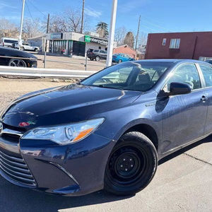 Auto Usado Económico Toyota Camry Híbrido 2017 con Volante a la Izquierda - Product Image 1