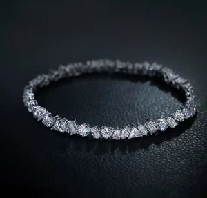 Bracelet en diamant Moissanite Multi Cut Bracelet tennis de forme mixte en or 14K Pendentifs fins et breloques Cadeau de mariage pour la mariée - Product Image 3