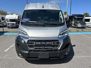 Autocaravana MINT CLASE B 2025/2026 Thor FREEDOM ELITE 17D | Camping | Todoterreno | Camper Van | RV | Caravana - Product Image 2