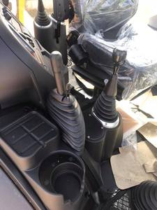 รถเครื่องจักรก่อสร้าง ขับเคลื่อน 4 ล้อ JCB 4CX รถตักแบคโฮ 2 ตัน ขับเคลื่อน 4x4 รถตักล้อยางด้านหน้า พร้อมถังตัก ปั๊มเครื่องยนต์ กำลัง 70-92 กิโลวัตต์ - Product Image 6