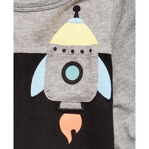 First Impressions T-shirt con stampa Rocket per neonati, colore nero, taglia 24MOS, top carini per bambini - Product Image 2