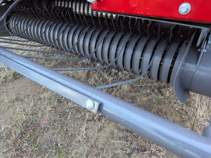Presse à balles de foin mini entièrement automatique MASSEY FERGUSON LB 2234 TP, moteur et boîte de vitesses, haute productivité, utilisation en construction, certification de qualité - Product Image 6