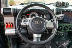 LISTO PARA CONDUCIR - USADO, VOLANTE A LA IZQUIERDA |   Volante a la derecha |   TOYOTA FJ CRUISER 2010, 6 velocidades, transmisión manual - Product Image 4