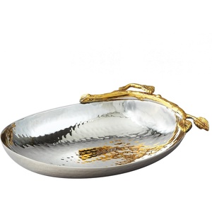 Elegant and Durable Silver & <b>Gold</b> Plated Metal Oval <b>Serving</b> <b>Tray</b> with Stylish Decor for Wedding Home Hotel & Restaurant Use - Product Image 4