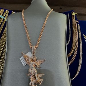 Pendentif Hip Hop Vvs Moissanite en or rose 18 carats chaîne glacée avec pendentif personnalisé or rose 18 carats argent sterling S925 pour hommes et femmes - Product Image 1