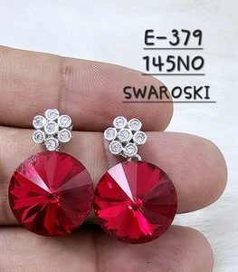 ตุ้มหูทรงหยดน้ำสำหรับผู้หญิงสีแดงเสื้อลายดอกไม้ - Product Image 1