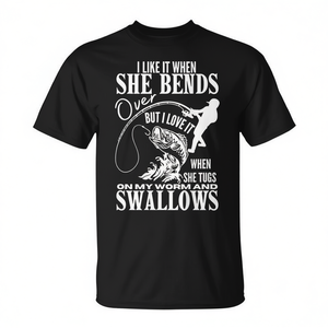T-shirt personalizzabile con stampa 'I Love IT When She Bends Over' per promozioni - Product Image 2