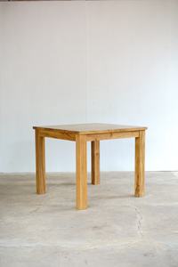 Mobilier Restaurant Moderne de Luxe Table à Manger Carrée en Bois de Teck Massif 90x90 cm pour Table de Restaurant Fabriqué en Indonésie - Product Image 5